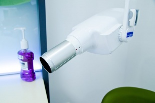 Digitální rentgenový přístroj pro snímkování zubů